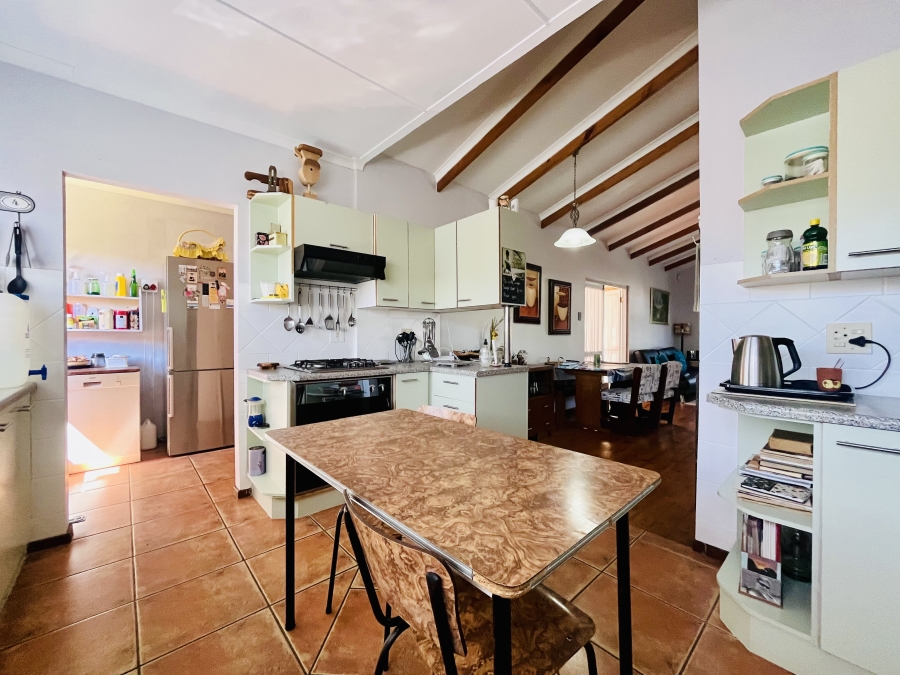 4 Bedroom Property for Sale in Sandbaai Western Cape